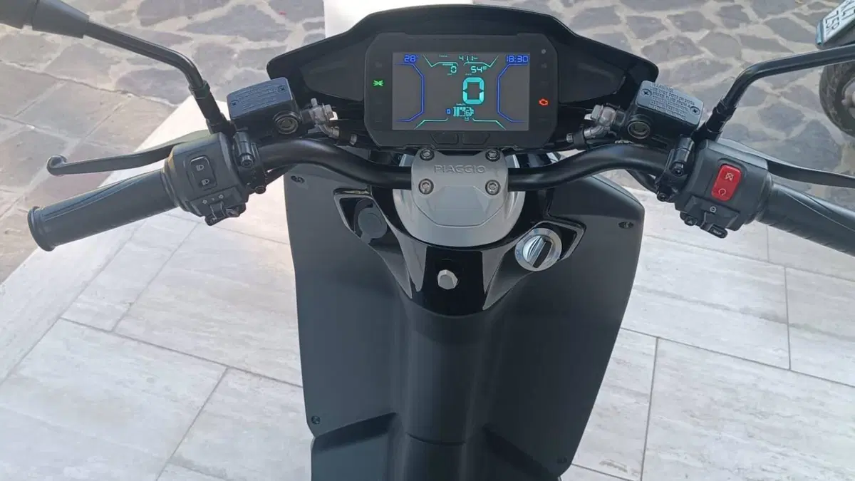 Piaggio 1 (2022 - 26)  (4)