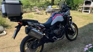 Honda Africa Twin CRF 1000L (2016 - 17)  (14)