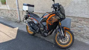 Moto Morini X-Cape 700 Gold Edition (2025 - 26)  (2)