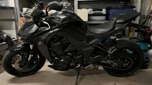 Kawasaki Z 1100 (2026)  (2)