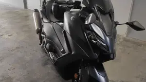 Yamaha T-Max 560 Tech Max (2022 - 24)  (3)