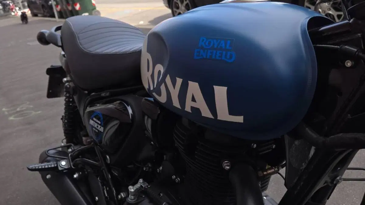 Royal Enfield HNTR 350 (2022 - 26)  (2)