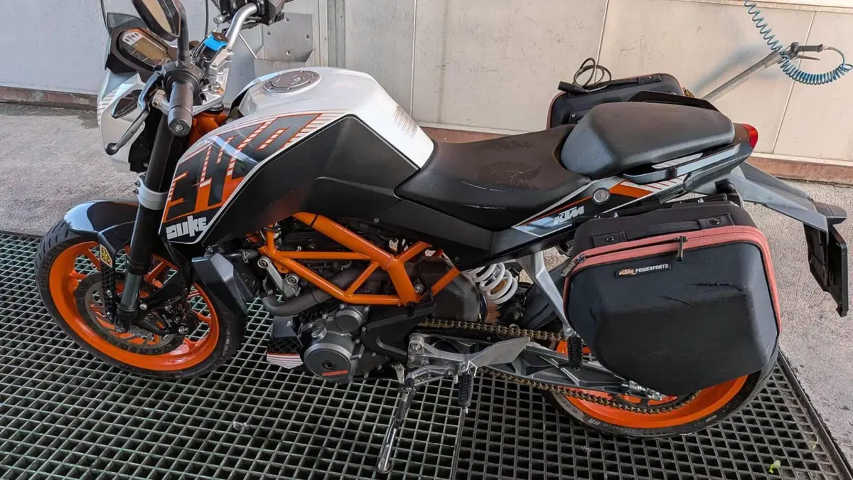 KTM 390 Duke ABS (2017 - 20)  (2)