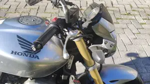 Honda Hornet 600 (2005 - 06)  (8)