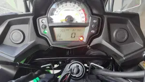 Kawasaki Versys 650 Grand Tourer (2021)  (7)