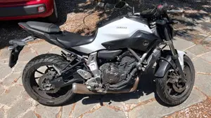 Yamaha MT-07 (2014 - 16)  (3)