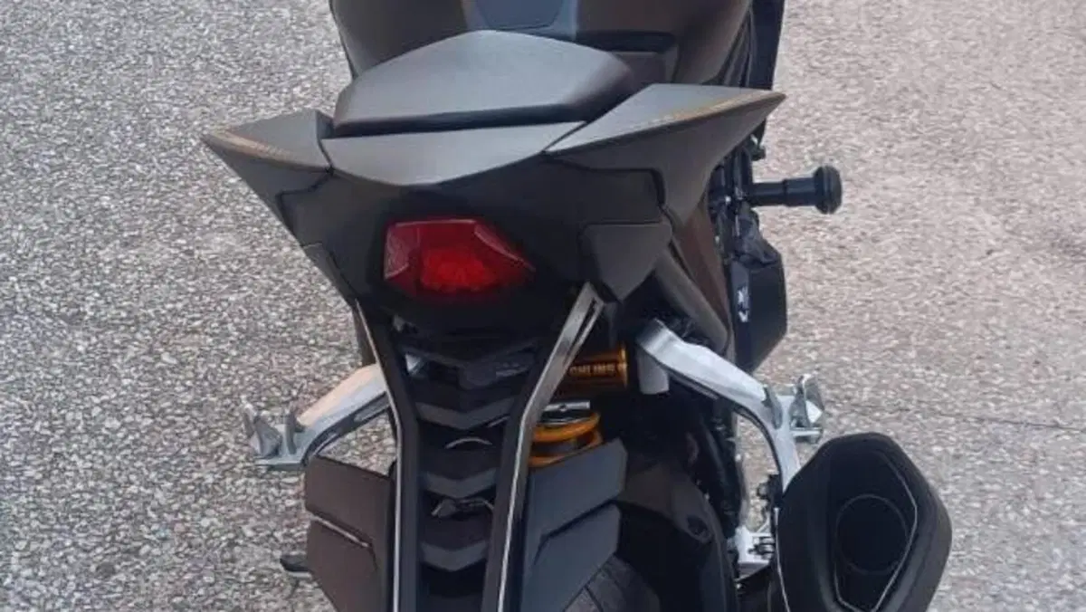 Honda CB 1000 Hornet SP (2025 - 26)  (4)