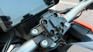 KTM 1290 Super Duke GT (2022 - 25)  (4)