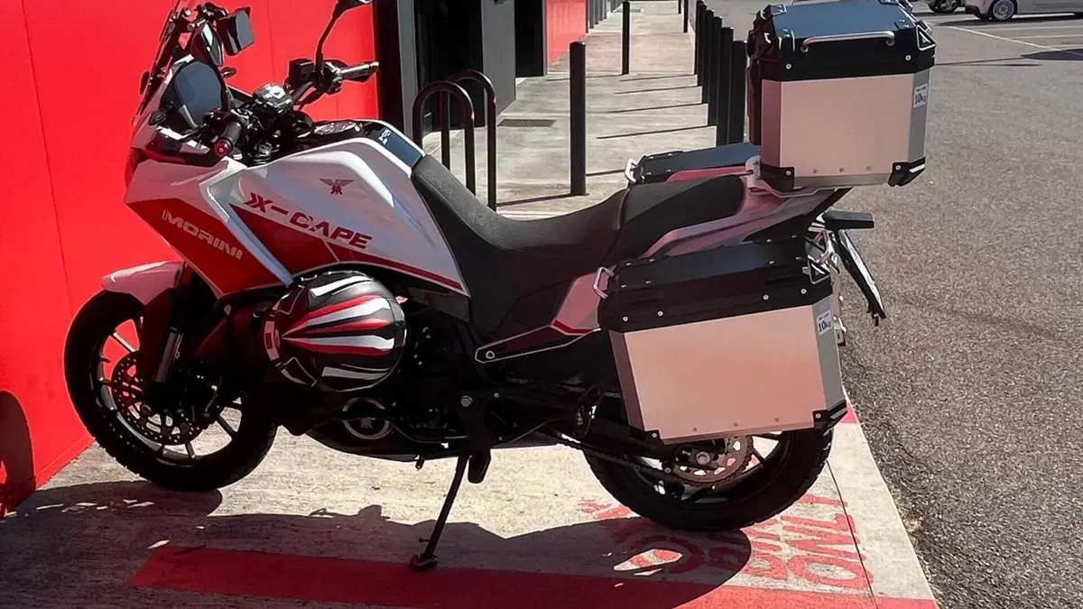 Moto Morini X-Cape 650 (2021 - 26)  (3)