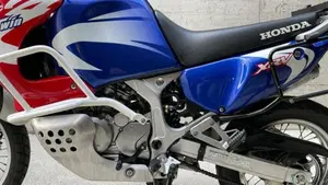 Honda   (4)