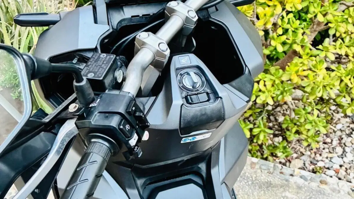 Honda ADV 350 (2022 - 24)  (4)