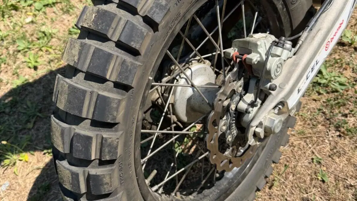 Husqvarna 701 Enduro (2021)  (6)