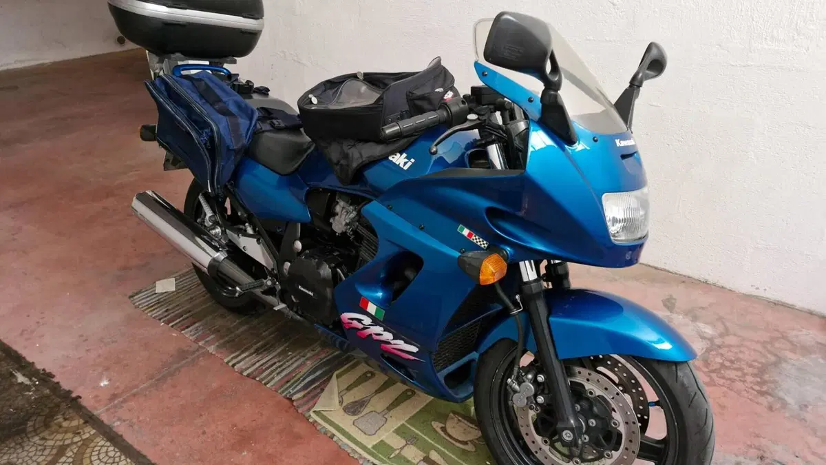 Kawasaki   (6)