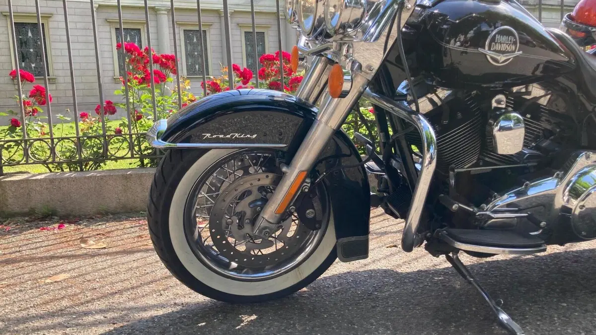 Harley-Davidson 1584 Road King Classic (2007 - 10) - FLHRC  (3)