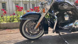 Harley-Davidson 1584 Road King Classic (2007 - 10) - FLHRC  (3)