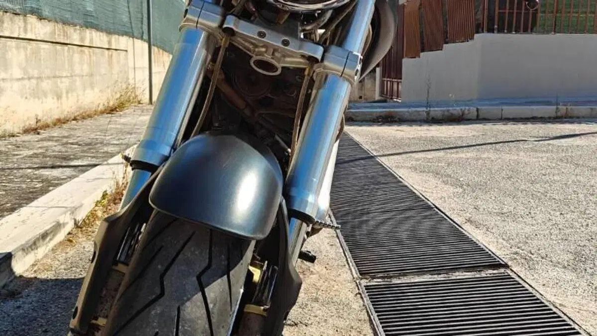 Ducati Monster 620 I.E. Dark (2002)  (2)