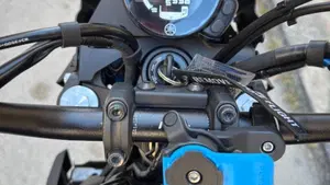Yamaha XSR 700 (2022 - 26)  (3)