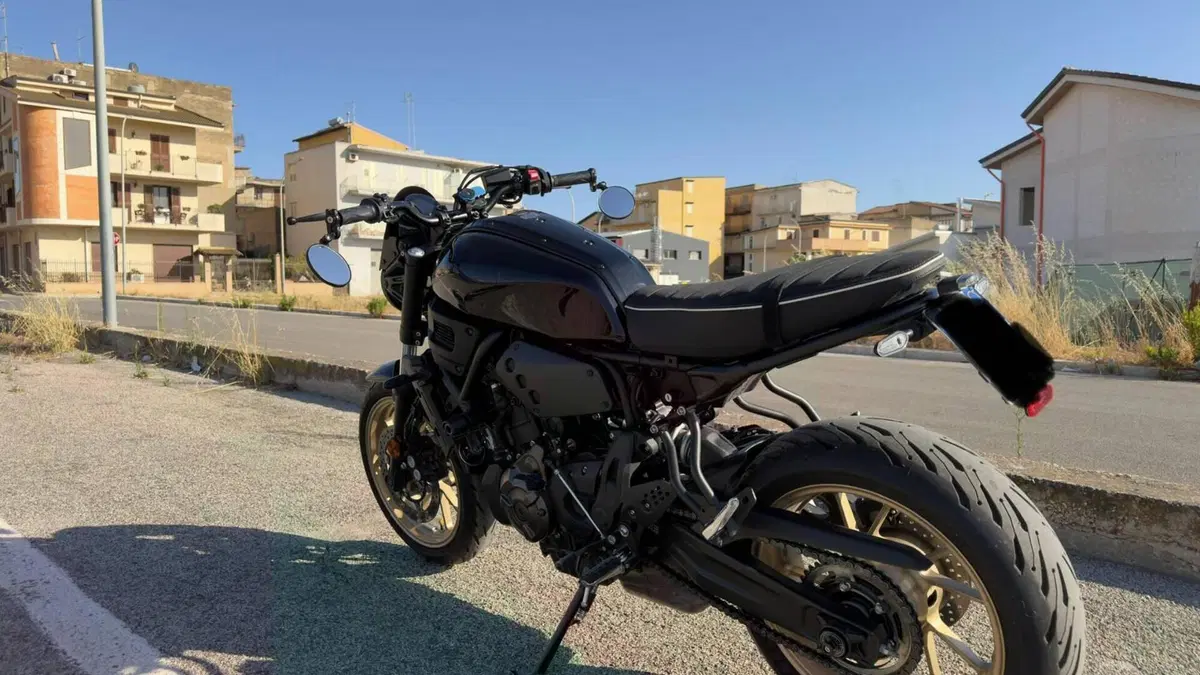 Yamaha XSR 700 (2022 - 26)  (7)