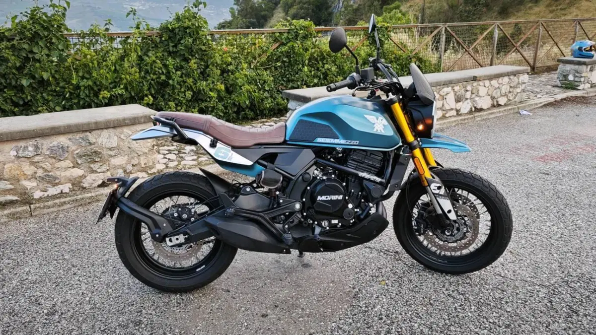 Moto Morini SEIEMMEZZO SCR (2022 - 26)  (4)
