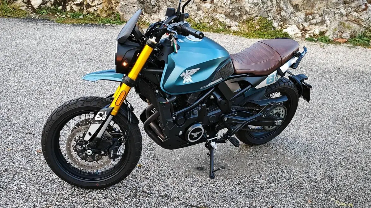 Moto Morini SEIEMMEZZO SCR (2022 - 26)  (6)