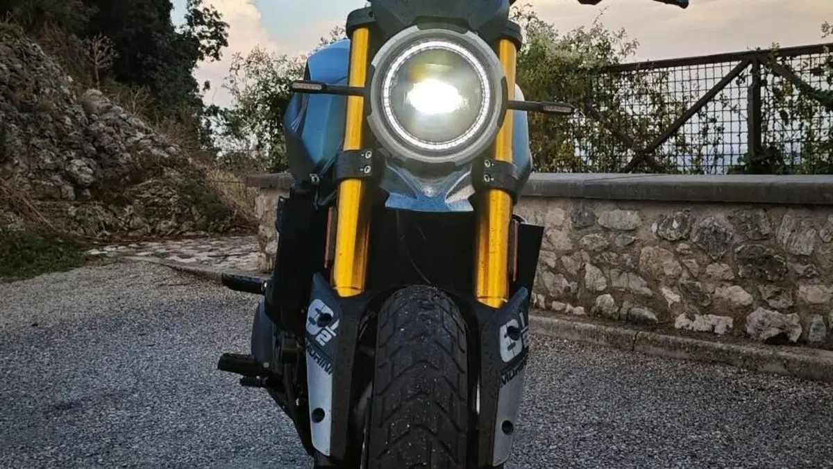Moto Morini SEIEMMEZZO SCR (2022 - 26)  (8)