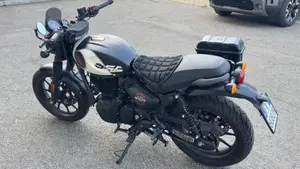 Royal Enfield HNTR 350 (2022 - 26)  (4)