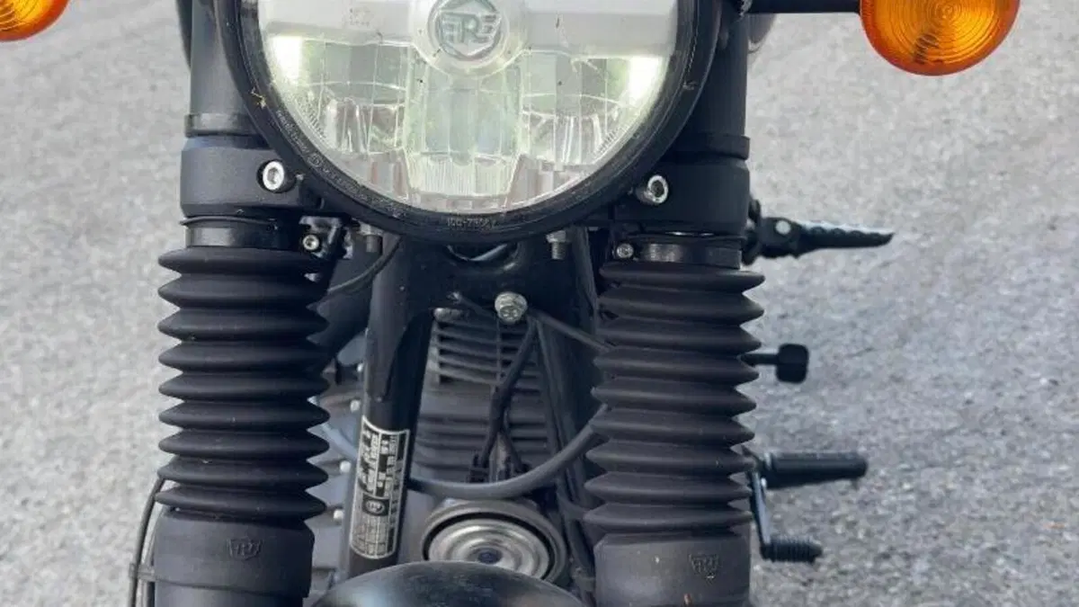 Royal Enfield HNTR 350 (2022 - 26)  (7)