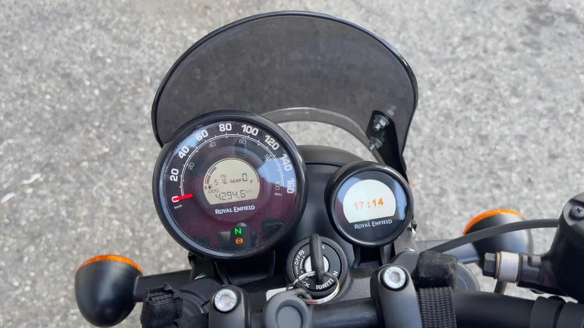 Royal Enfield HNTR 350 (2022 - 26)  (8)