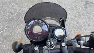 Royal Enfield HNTR 350 (2022 - 26)  (8)