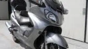 Suzuki Burgman AN 650 Executive ABS (2013 - 17)  (2)
