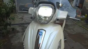 Piaggio Beverly 300 i.e. (2010 - 16)  (13)