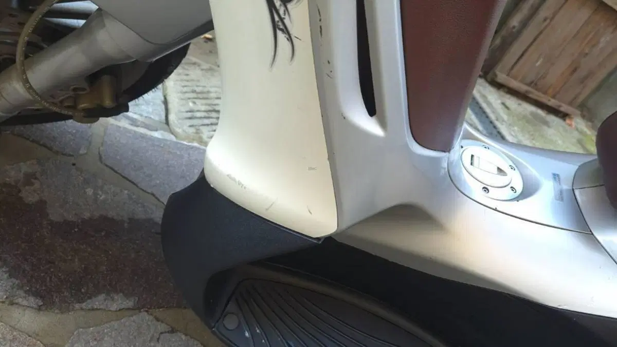 Piaggio Beverly 300 i.e. (2010 - 16)  (16)
