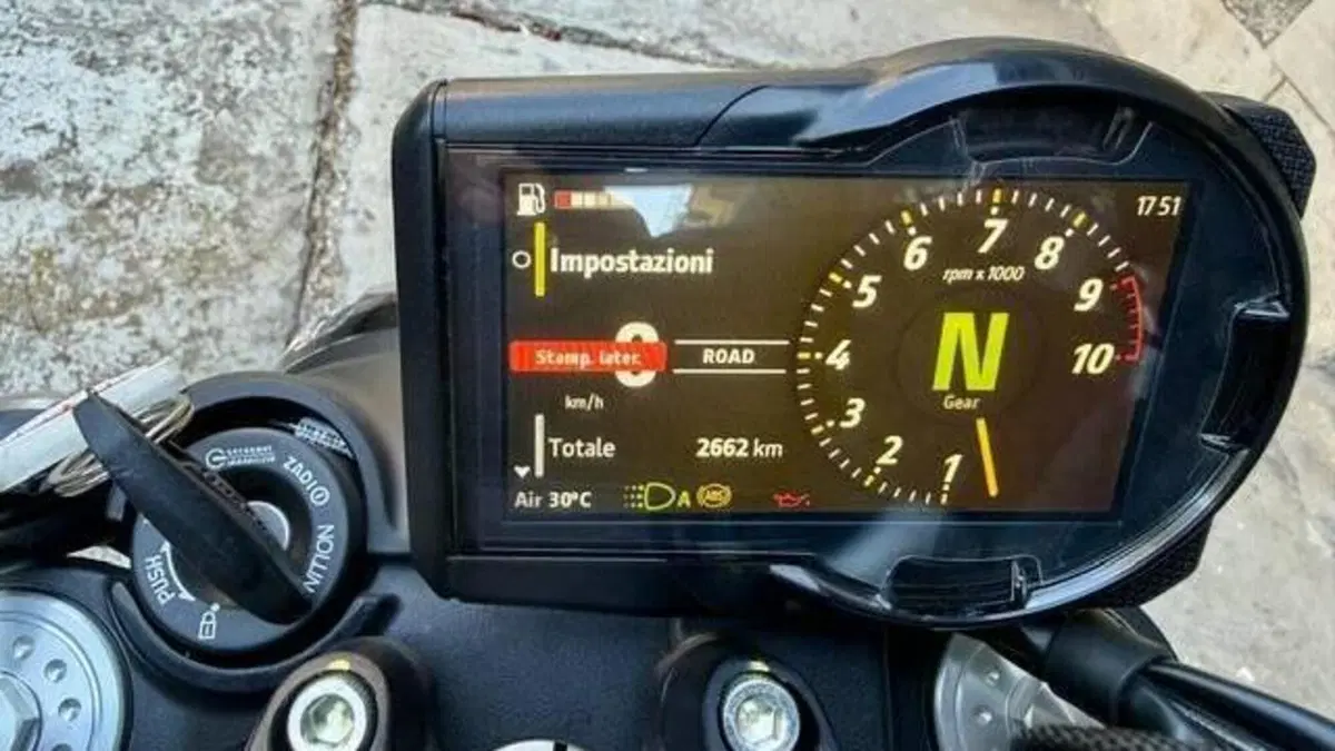 Ducati Scrambler 800 Icon Dark (2025 - 26)  (2)