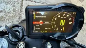 Ducati Scrambler 800 Icon Dark (2025 - 26)  (2)