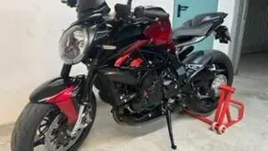 MV Agusta Brutale 800 RR (2021 - 25)  (5)