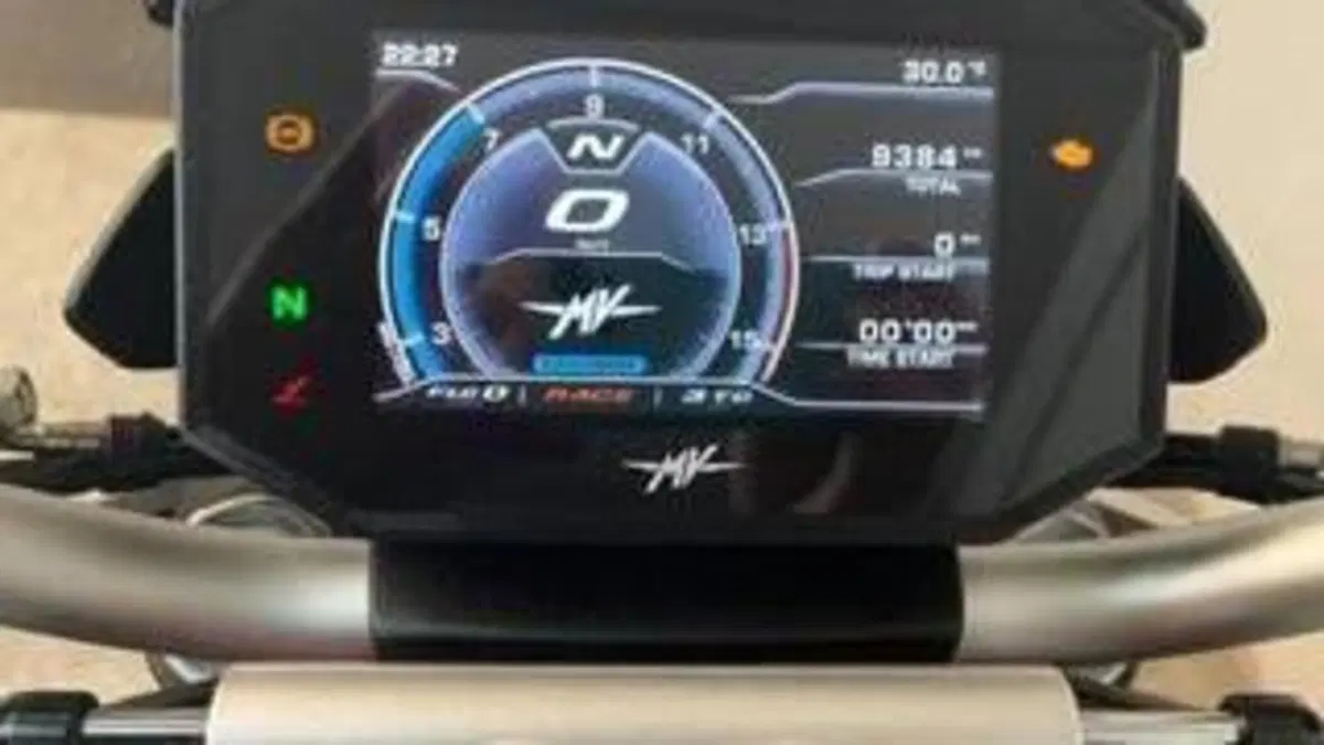 MV Agusta Brutale 800 RR (2021 - 25)  (7)