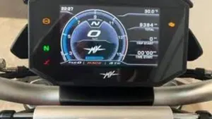 MV Agusta Brutale 800 RR (2021 - 25)  (7)