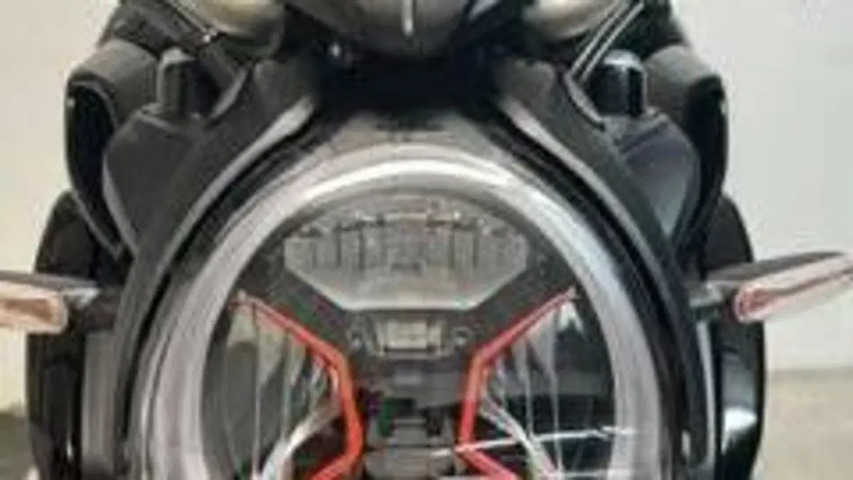 MV Agusta Brutale 800 RR (2021 - 25)  (9)