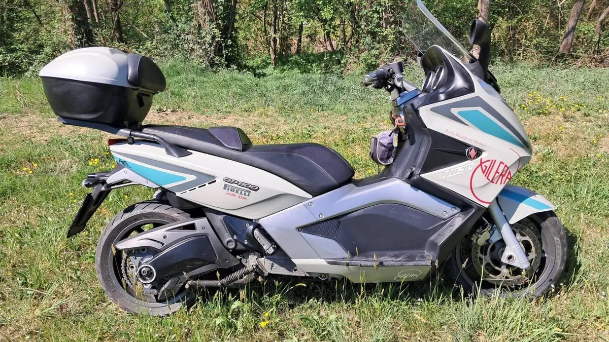 Gilera GP 800  (2)