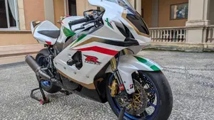 Suzuki GSX R 750 (2004 - 05)  (5)