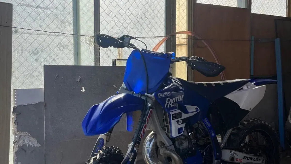 Yamaha YZ 250 (2012)  (3)