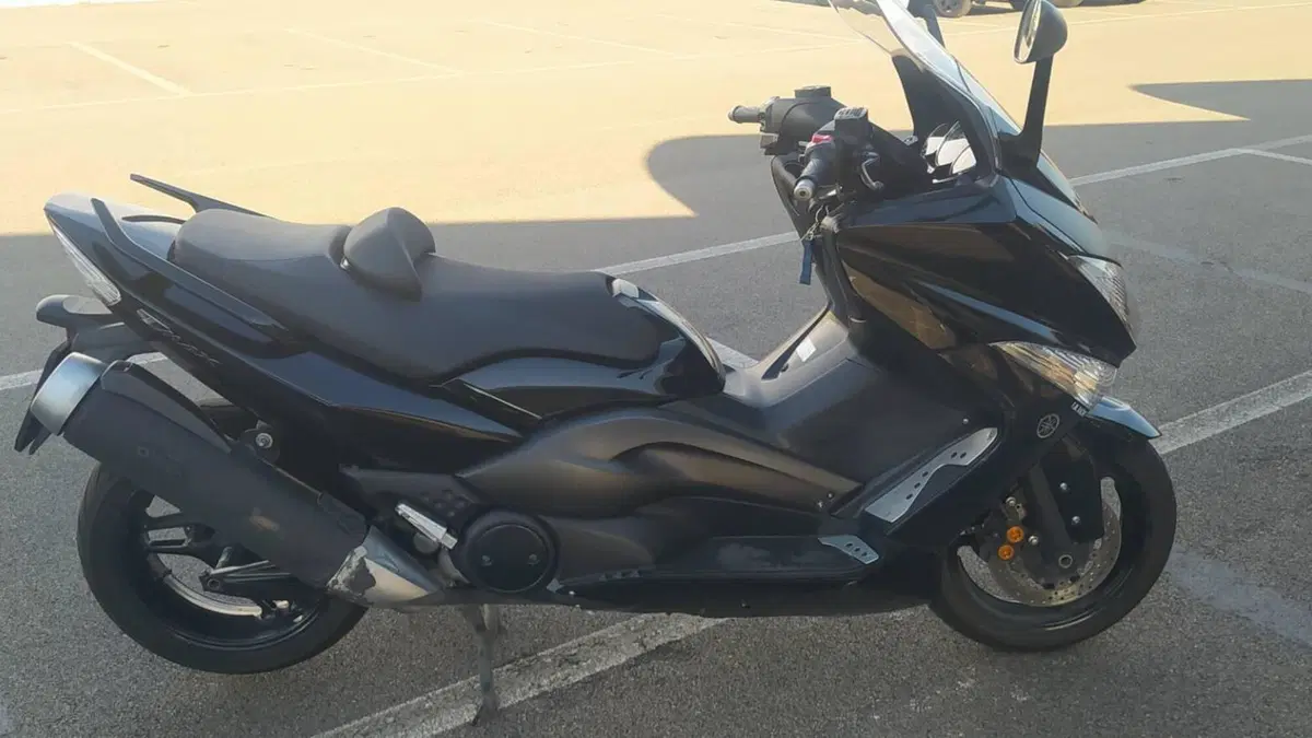 Yamaha T-Max 500 (2008 - 12)  (3)