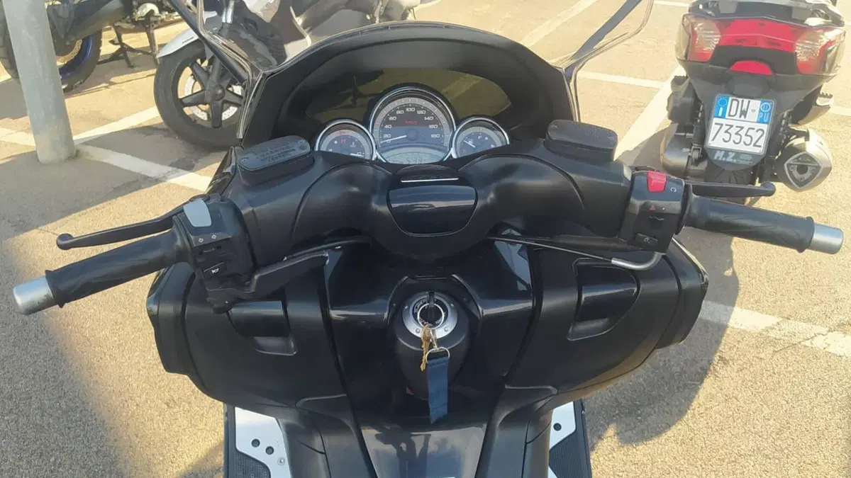 Yamaha T-Max 500 (2008 - 12)  (6)