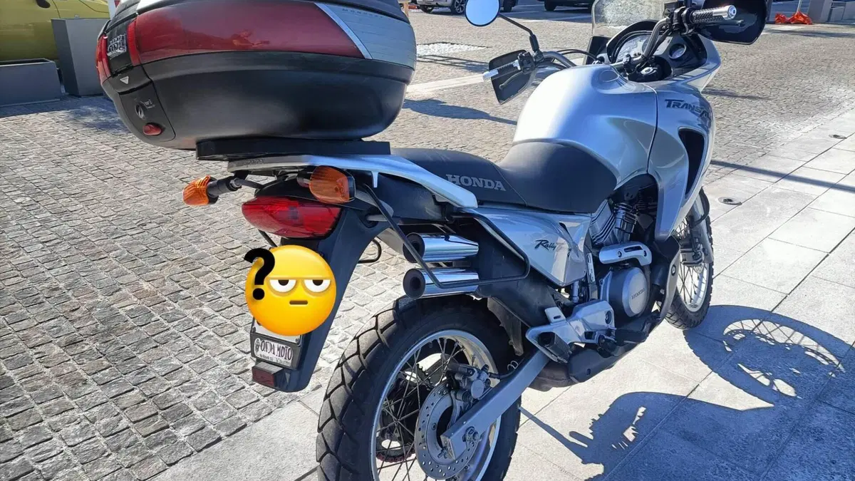 Honda Transalp XL 650V (2000 - 04)  (6)