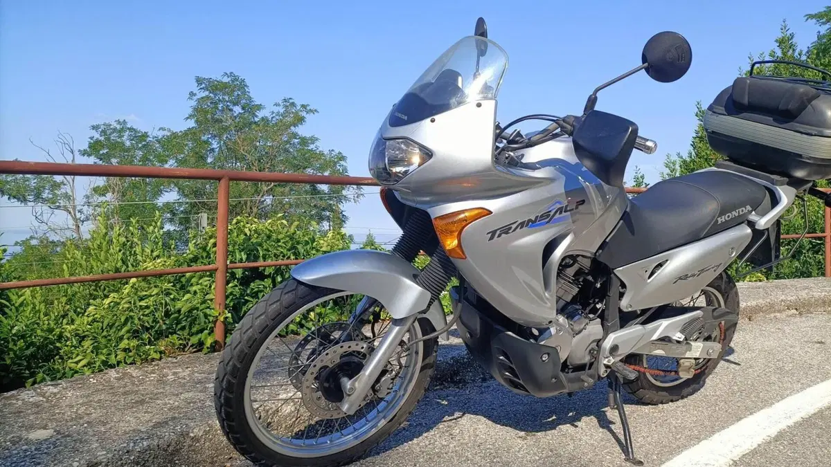 Honda Transalp XL 650V (2000 - 04)  (7)