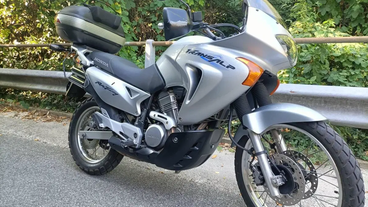 Honda Transalp XL 650V (2000 - 04)  (9)