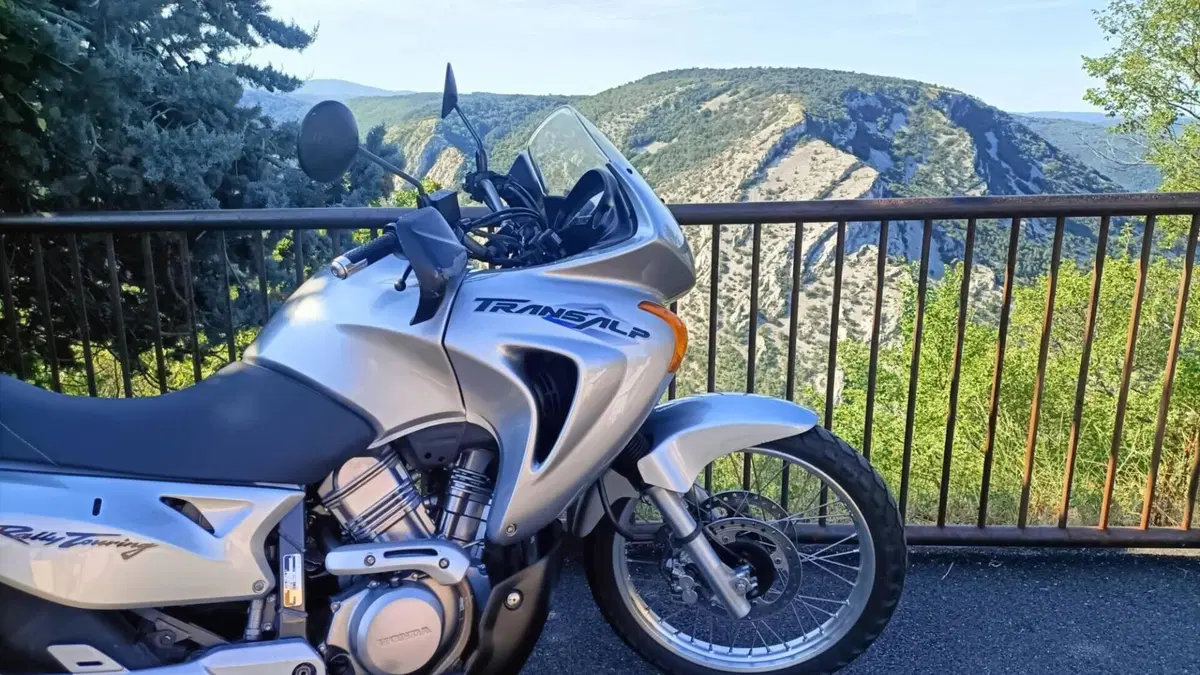 Honda Transalp XL 650V (2000 - 04)  (13)
