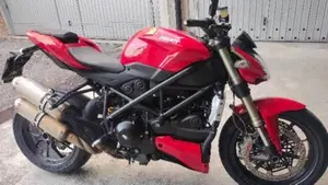 Ducati Streetfighter (2009 - 12)  (4)