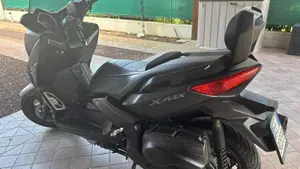 Yamaha X-Max 400 Iron Max ABS (2016)  (3)