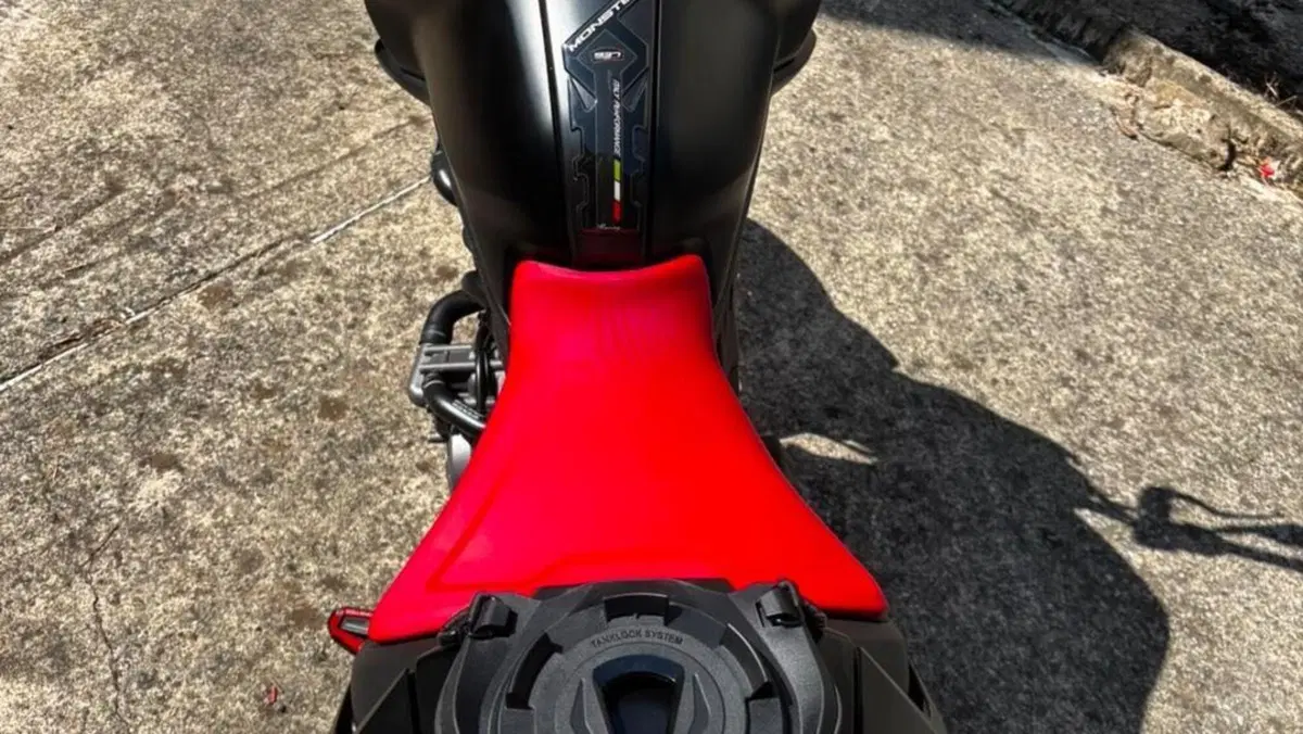Ducati Monster 937 (2021 - 25)  (5)